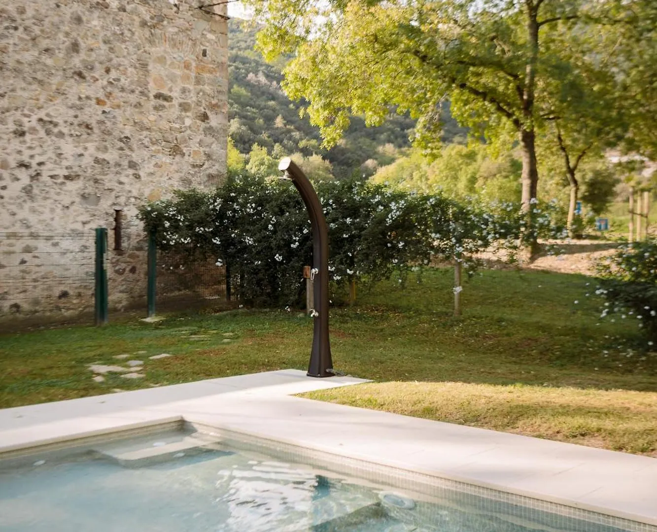 Majordoms - Can Blanc De Montagut Spain
