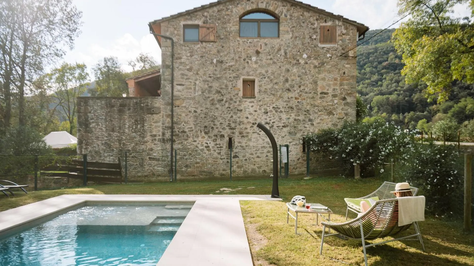 Majordoms - Can Blanc De Montagut Spain